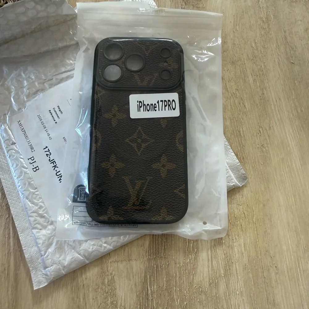 Luxury Brown Designer Phone Case for iPhone 17 Pro - Picture 4 of 4